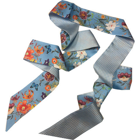 The Belvedere Scarf: La Vie en Rose (Blue)
